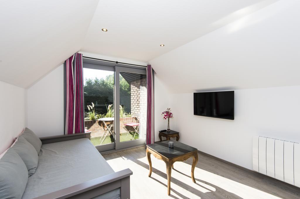Espace Zen'Ing Gondecourt Bagian luar foto